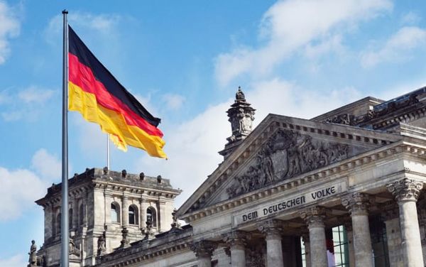 German parliament remembers LGBTQ+ victims of the Nazis