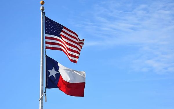 Judge temporarily blocks Texas’ ban on public drag performances