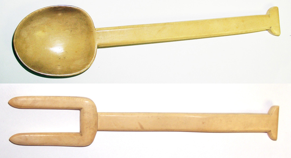 Yup'ik spoon and fork